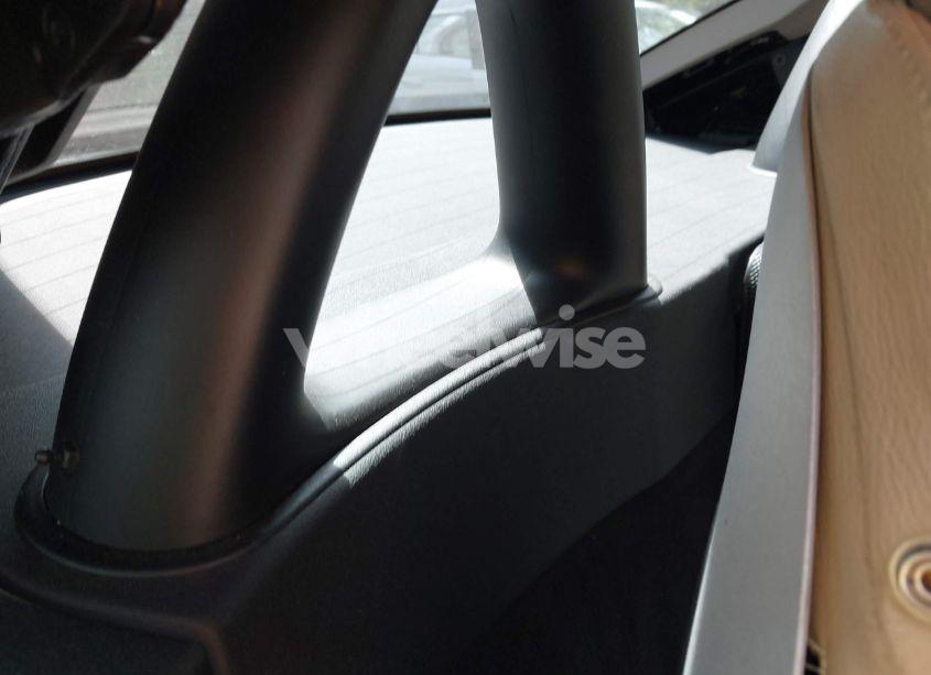 Photo 8 of 2005 Mercedes-benz Slk 350 (VIN WDBWK56F15F036103)