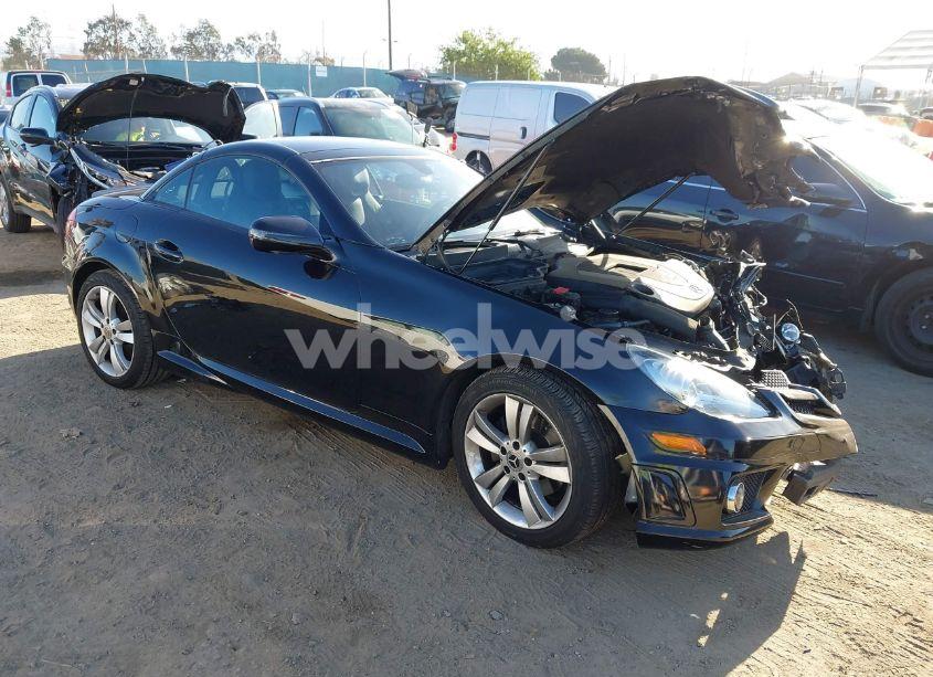 2011 Mercedes-benz Slk 300 (VIN WDBWK5EA0BF236164) main photo