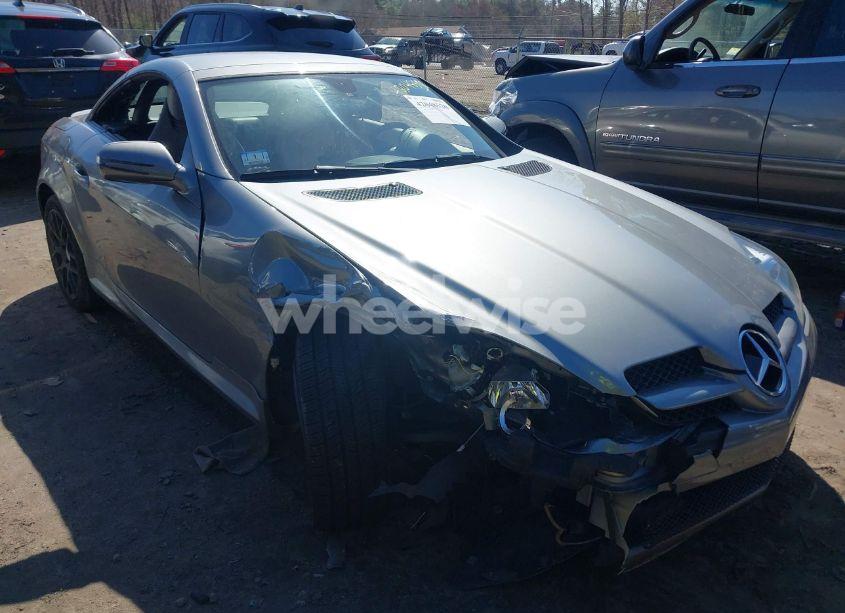 2011 Mercedes-benz Slk 300 (VIN WDBWK5EA5BF239416) main photo