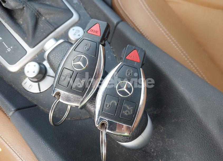 Photo 11 of 2011 Mercedes-benz Slk 350 (VIN WDBWK5JA8BF235883)