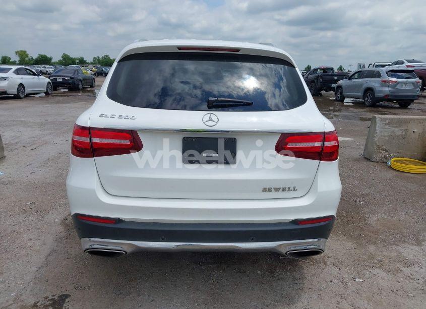 Photo 16 of 2018 Mercedes-benz Glc 300 (VIN WDC0G4JB0JV113304)