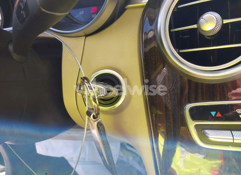 Photo 11 of 2017 Mercedes-benz Glc 300 (VIN WDC0G4JB1HF124588)