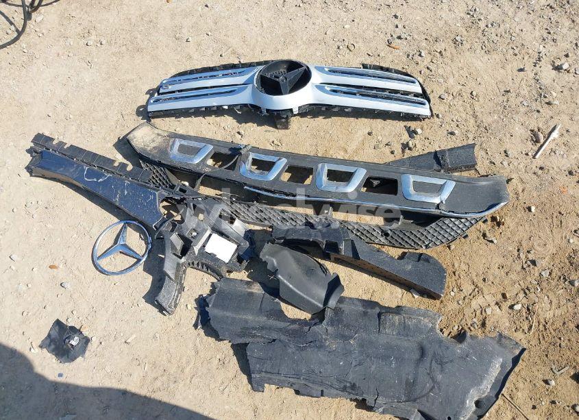 Photo 12 of 2017 Mercedes-benz Glc 300 (VIN WDC0G4JB1HF124588)