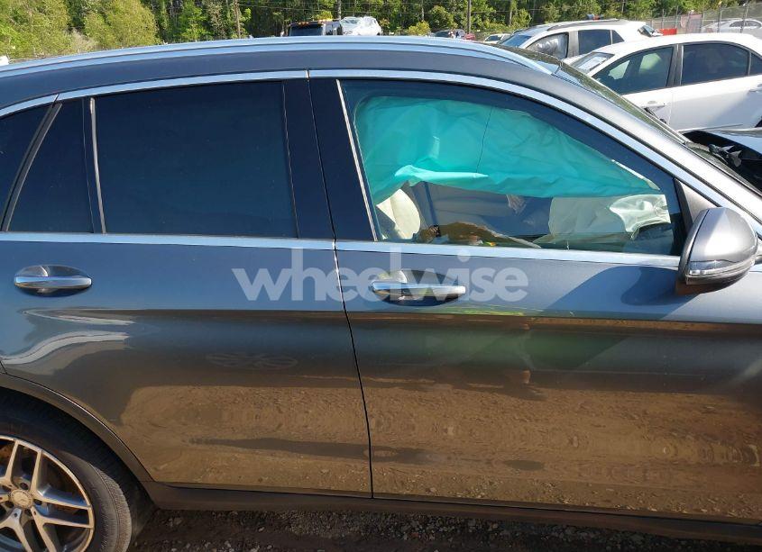 Photo 14 of 2017 Mercedes-benz Glc 300 (VIN WDC0G4JB1HF124588)