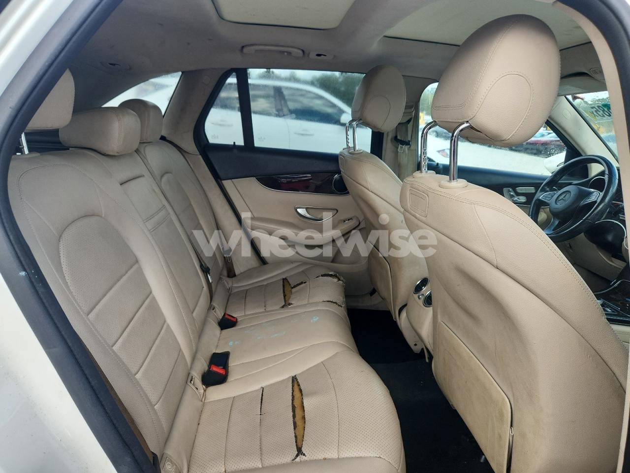 Photo 11 of 2019 MERCEDES-BENZ GLC 300 (VIN WDC0G4JB1KF501475)