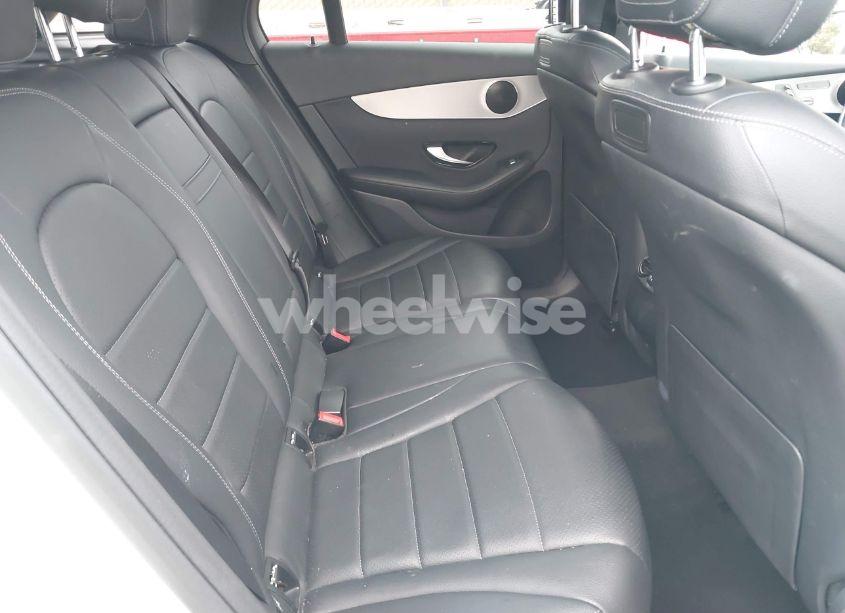 Photo 8 of 2019 Mercedes-benz Glc 300 (VIN WDC0G4JB1KV136690)