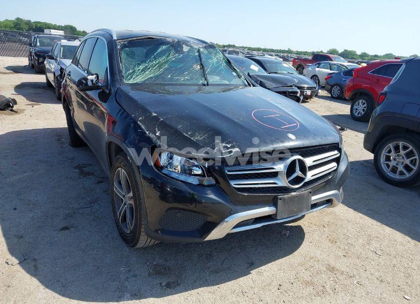 2017 Mercedes-benz Glc 300 (VIN WDC0G4JB2HF249924) main photo