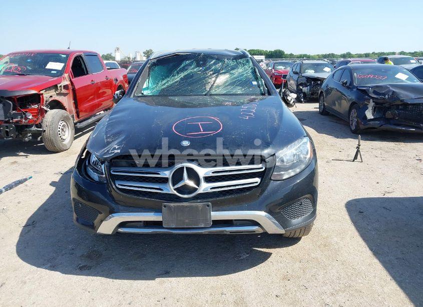 Photo 12 of 2017 Mercedes-benz Glc 300 (VIN WDC0G4JB2HF249924)