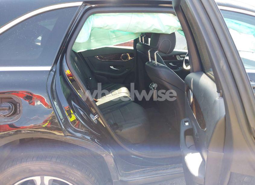 Photo 8 of 2017 Mercedes-benz Glc 300 (VIN WDC0G4JB2HF249924)