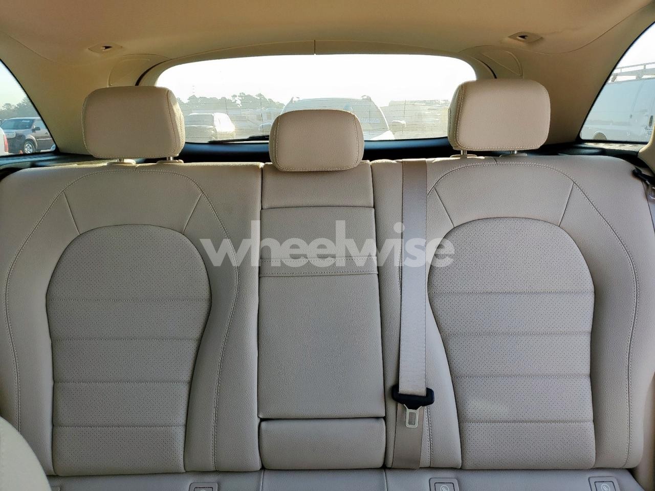 Photo 10 of 2019 MERCEDES-BENZ GLC 300 (VIN WDC0G4JB2KV187602)