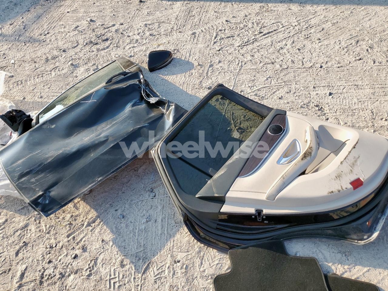 Photo 13 of 2019 MERCEDES-BENZ GLC 300 (VIN WDC0G4JB2KV187602)