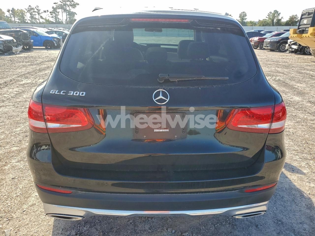 Photo 6 of 2019 MERCEDES-BENZ GLC 300 (VIN WDC0G4JB2KV187602)