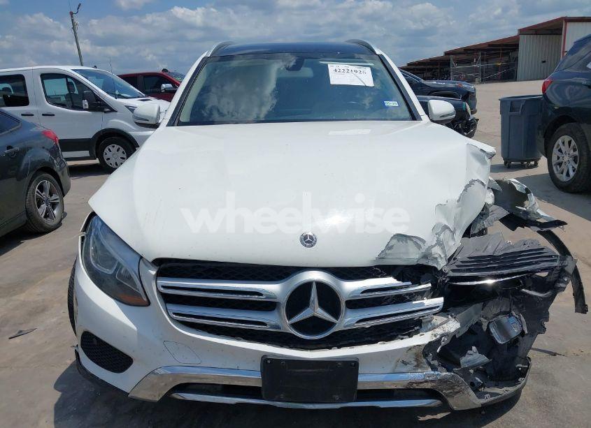 Photo 13 of 2019 Mercedes-benz Glc 300 (VIN WDC0G4JB3K1000679)