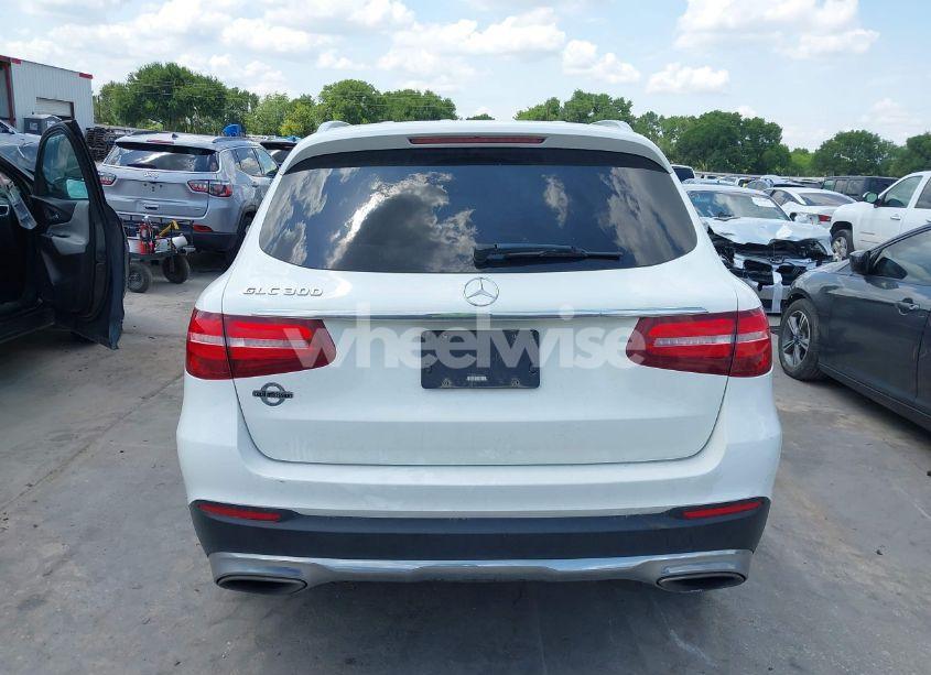 Photo 17 of 2019 Mercedes-benz Glc 300 (VIN WDC0G4JB3K1000679)