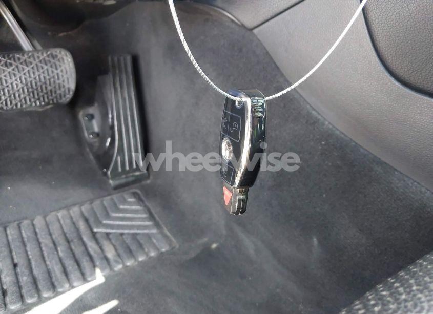 Photo 11 of 2018 Mercedes-benz Glc 300 (VIN WDC0G4JB4JV083482)