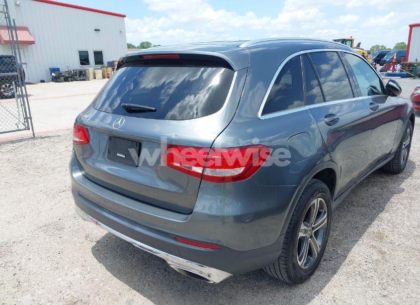 Photo 6 of 2018 Mercedes-benz Glc 300 (VIN WDC0G4JB4JV083482)