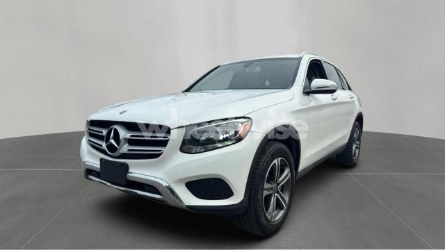 Photo 3 of 2019 MERCEDES-BENZ GLC 300 (VIN WDC0G4JB4KV190324)