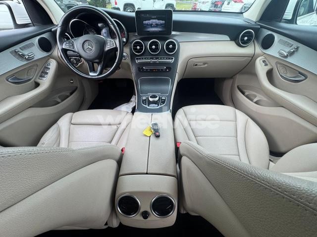 Photo 8 of 2019 MERCEDES-BENZ GLC 300 (VIN WDC0G4JB4KV190324)