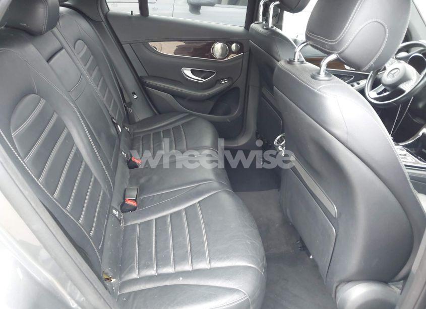 Photo 8 of 2017 Mercedes-benz Glc 300 (VIN WDC0G4JB5HF194515)