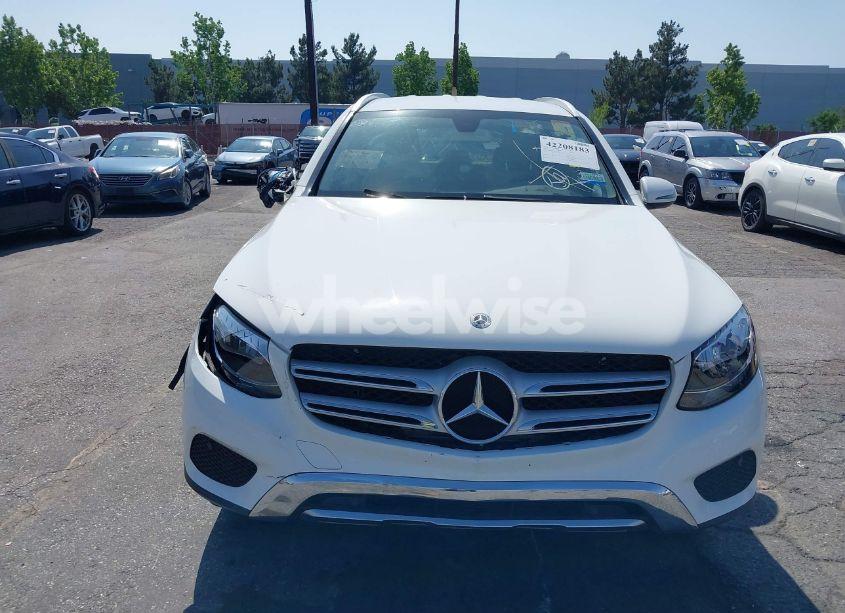 Photo 11 of 2018 Mercedes-benz Glc 300 (VIN WDC0G4JB5JV052936)