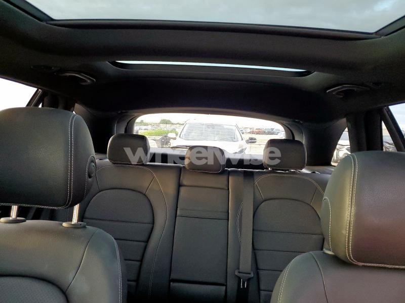 2019 MERCEDES-BENZ GLC 300 (VIN WDC0G4JB5KF562506) main photo