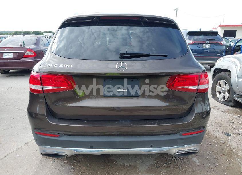 Photo 16 of 2016 Mercedes-benz Glc 300 (VIN WDC0G4JB6GF039163)
