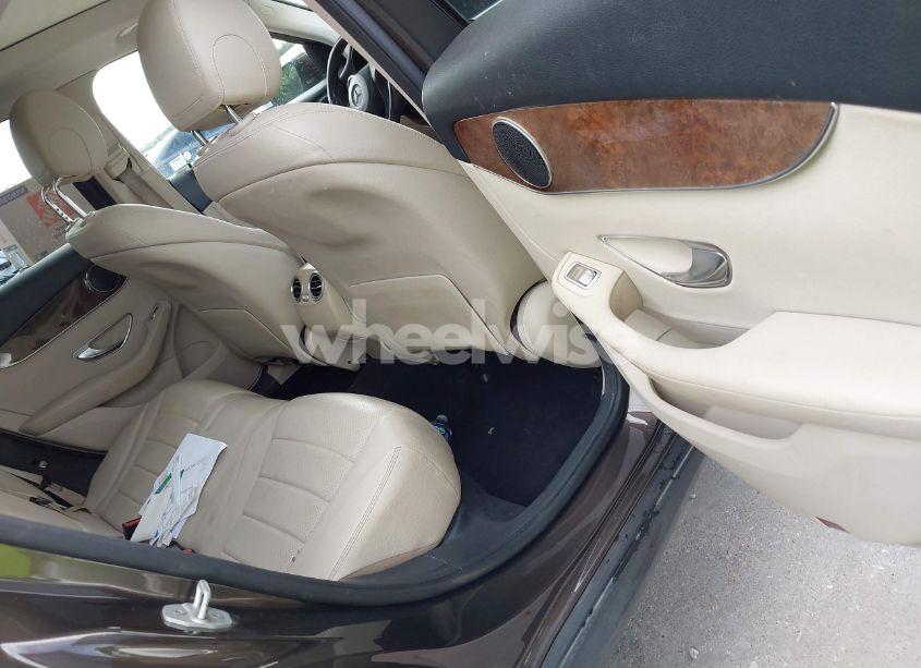 Photo 8 of 2016 Mercedes-benz Glc 300 (VIN WDC0G4JB6GF039163)