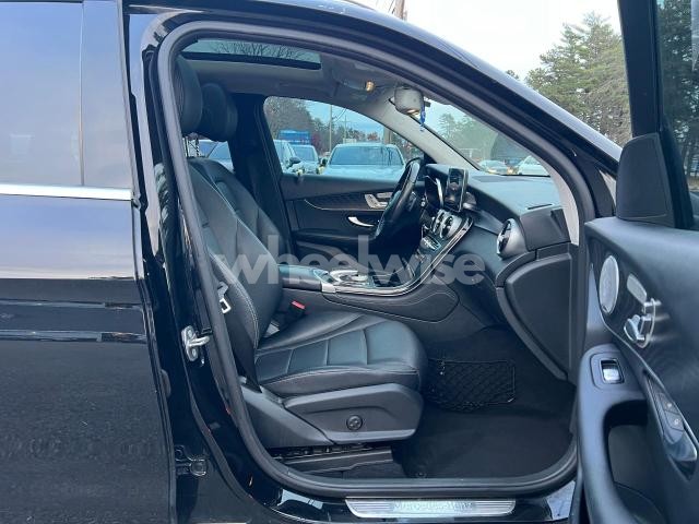 Photo 3 of 2016 MERCEDES-BENZ GLC 300 N/A (VIN WDC0G4JB6GF095510)