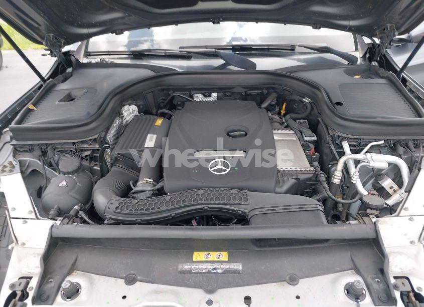 Photo 10 of 2019 Mercedes-benz Glc 300 (VIN WDC0G4JB6K1000255)