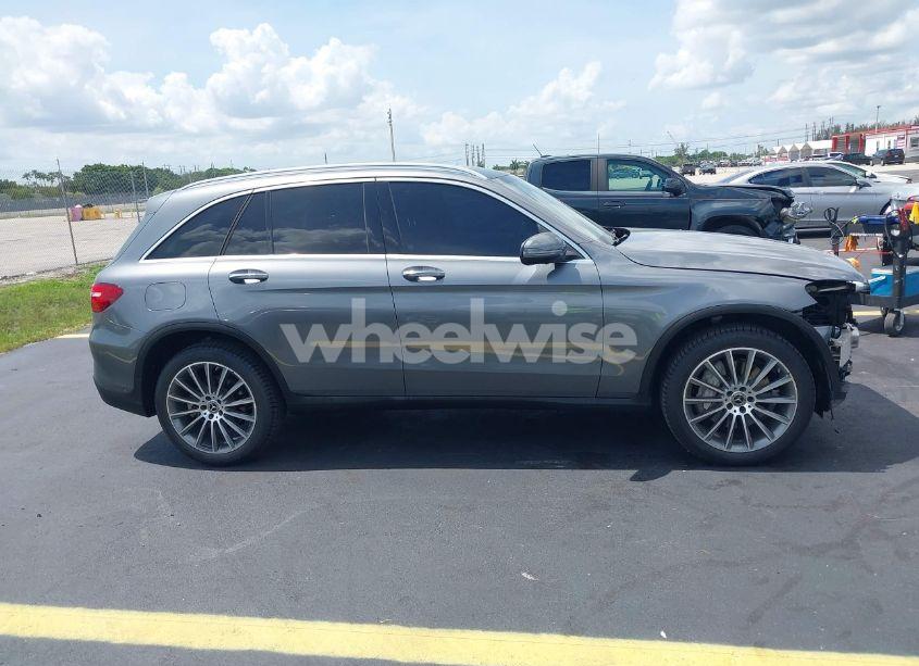 Photo 14 of 2019 Mercedes-benz Glc 300 (VIN WDC0G4JB6K1000255)