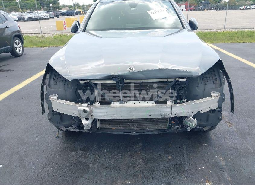 Photo 6 of 2019 Mercedes-benz Glc 300 (VIN WDC0G4JB6K1000255)