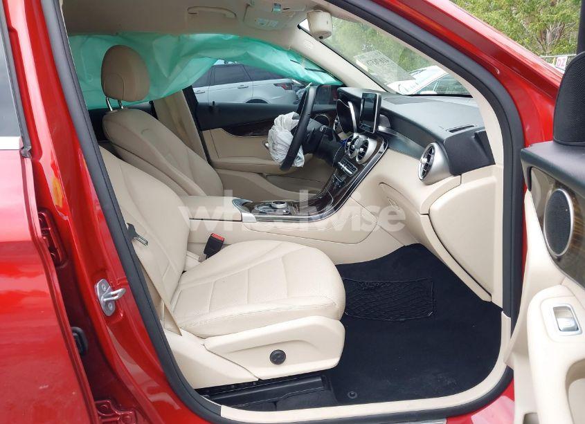 Photo 5 of 2019 Mercedes-benz Glc 300 (VIN WDC0G4JB6KF500905)