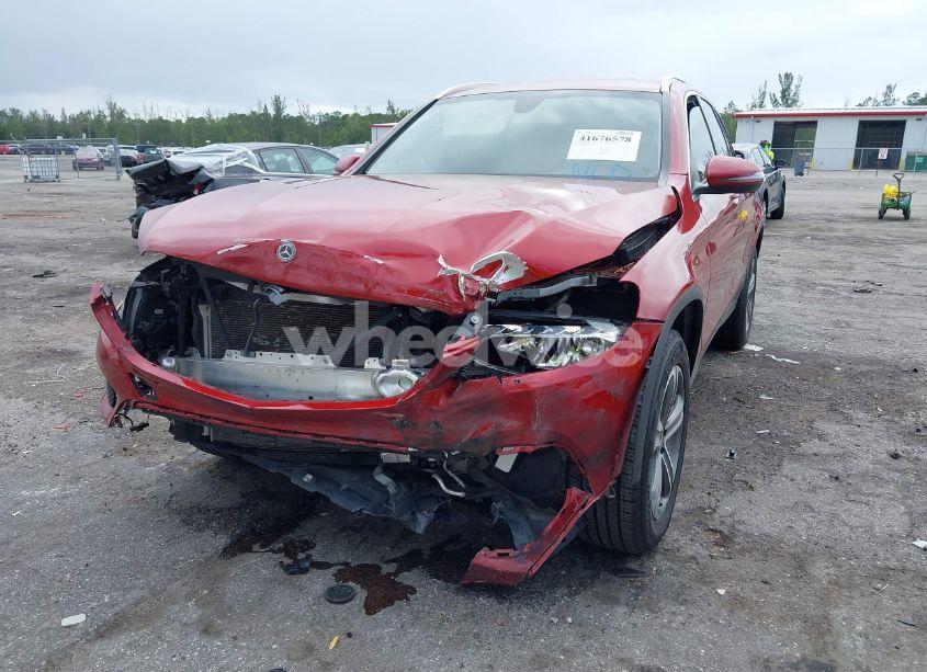 Photo 6 of 2019 Mercedes-benz Glc 300 (VIN WDC0G4JB6KF500905)