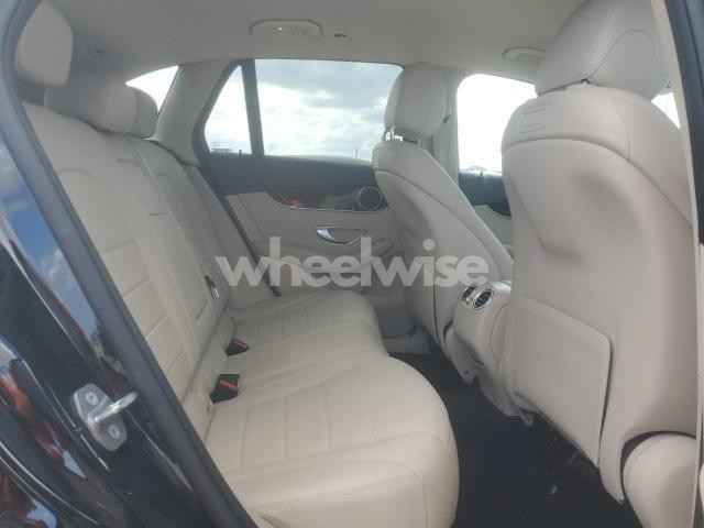 Photo 13 of 2019 MERCEDES-BENZ GLC 300 (VIN WDC0G4JB6KV151976)