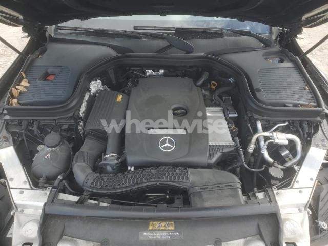 Photo 7 of 2019 MERCEDES-BENZ GLC 300 (VIN WDC0G4JB6KV151976)