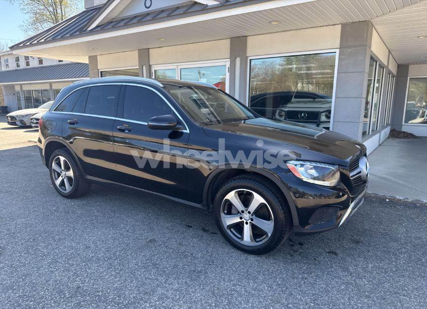 2016 Mercedes-benz Glc 300 (VIN WDC0G4JB8GF092625) main photo