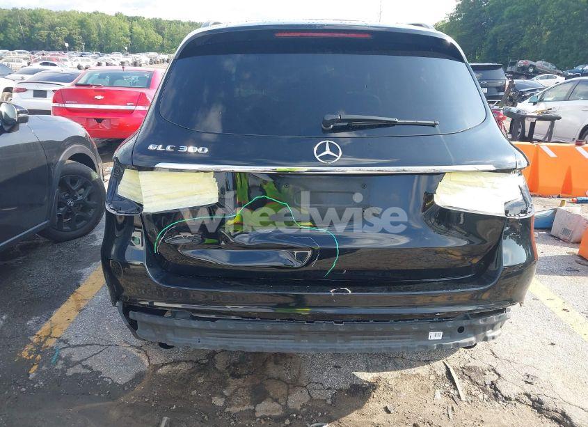 Photo 18 of 2018 Mercedes-benz Glc 300 (VIN WDC0G4JB8JV086823)