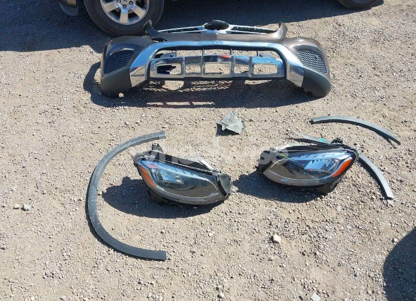 Photo 12 of 2018 Mercedes-benz Glc 300 (VIN WDC0G4JB8JV105614)