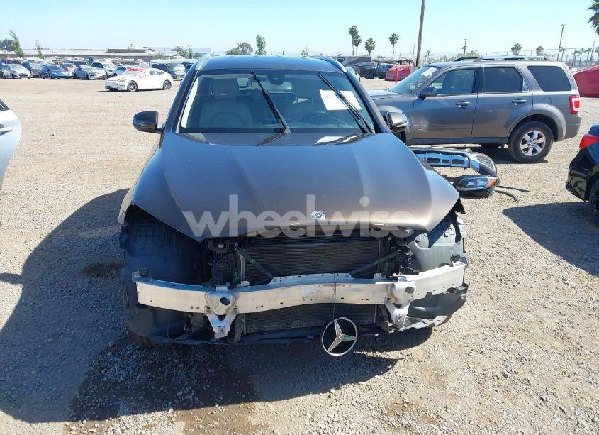 Photo 13 of 2018 Mercedes-benz Glc 300 (VIN WDC0G4JB8JV105614)