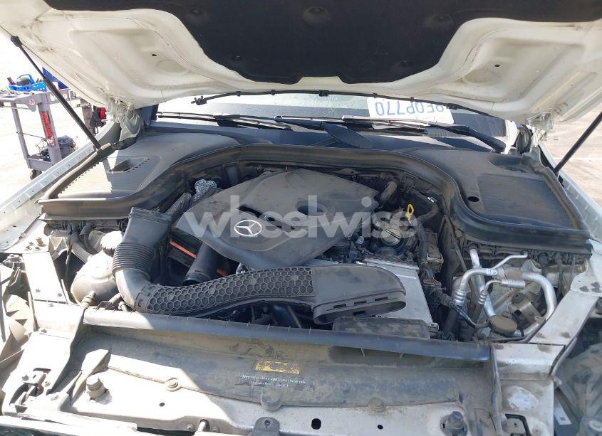Photo 10 of 2018 Mercedes-benz Glc 300 (VIN WDC0G4JB8JV113549)