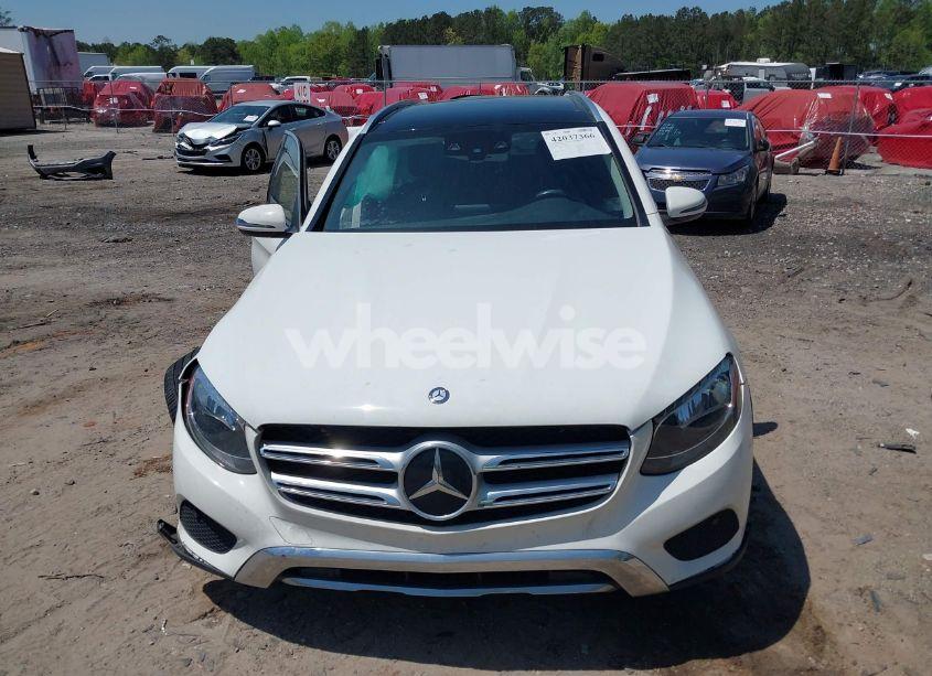 Photo 12 of 2016 Mercedes-benz Glc 300 (VIN WDC0G4JB9GF055230)