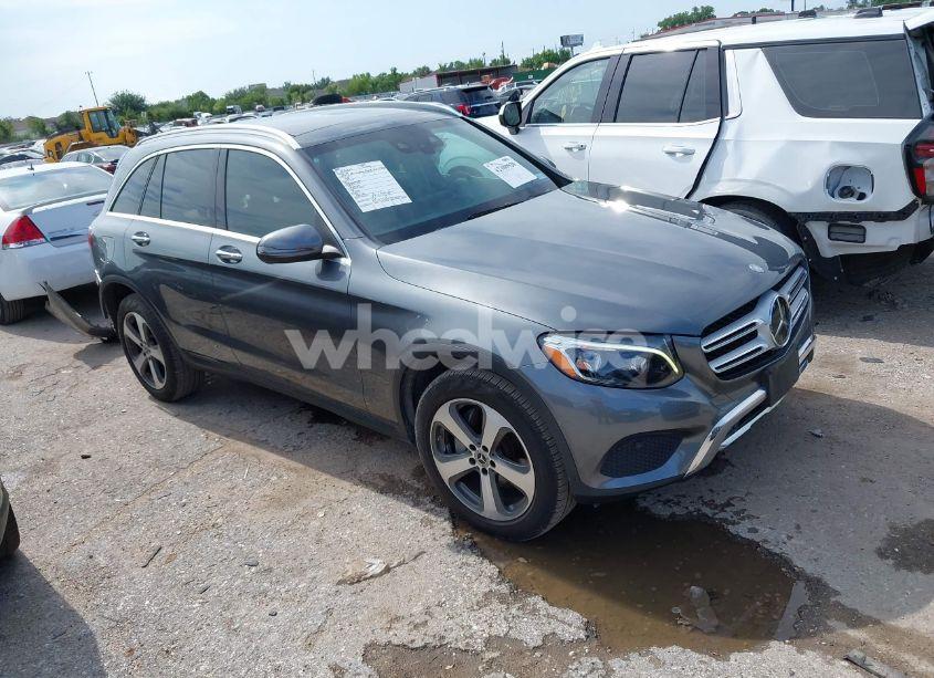 2017 Mercedes-benz Glc 300 (VIN WDC0G4JB9HF261567) main photo