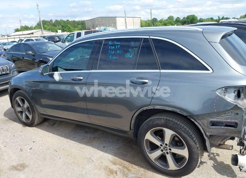 Photo 15 of 2017 Mercedes-benz Glc 300 (VIN WDC0G4JB9HF261567)