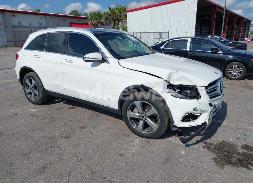 2017 Mercedes-benz Glc 300 (VIN WDC0G4JB9HV006052) main photo