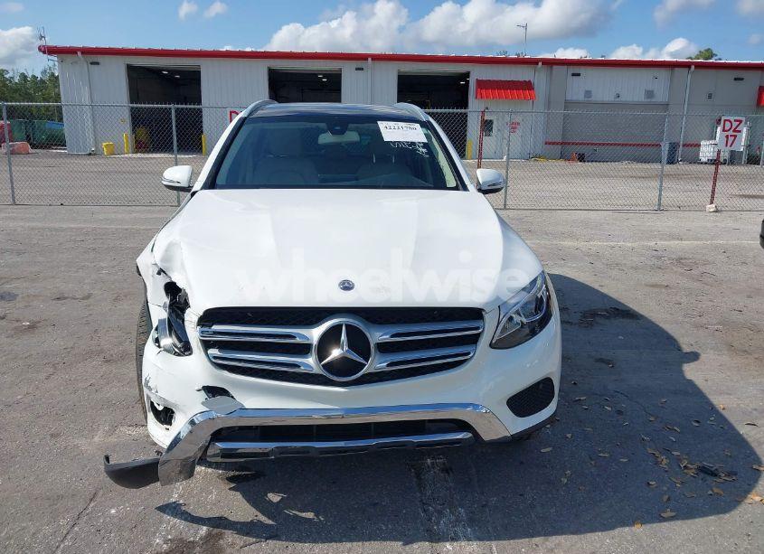 Photo 12 of 2017 Mercedes-benz Glc 300 (VIN WDC0G4JB9HV006052)
