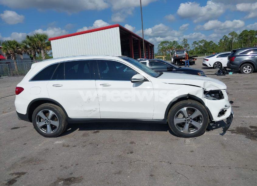 Photo 13 of 2017 Mercedes-benz Glc 300 (VIN WDC0G4JB9HV006052)