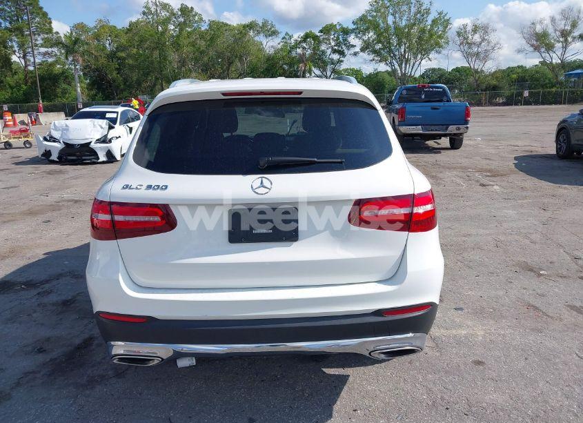 Photo 16 of 2017 Mercedes-benz Glc 300 (VIN WDC0G4JB9HV006052)