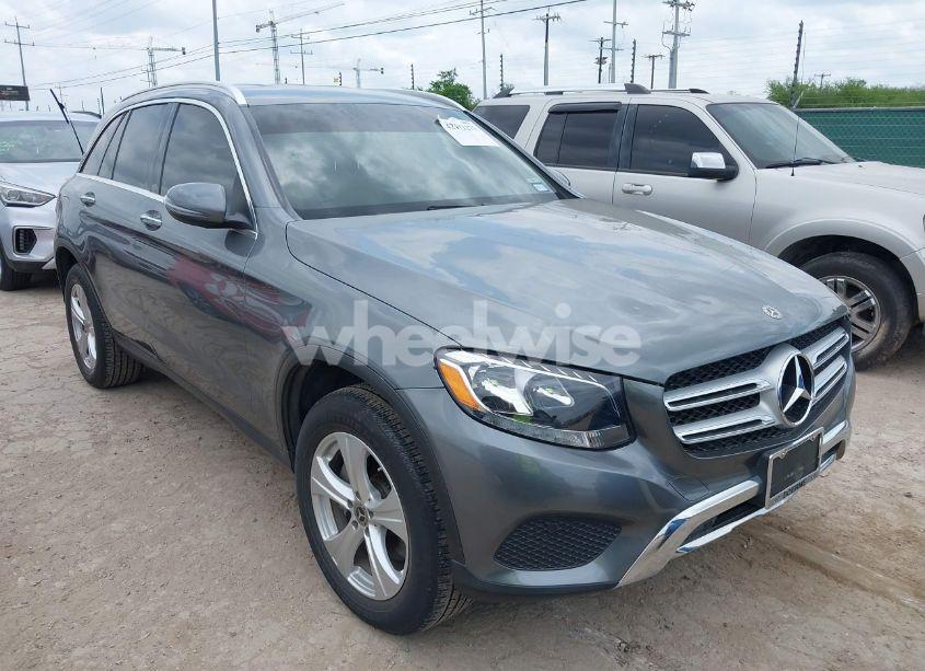 2017 Mercedes-benz Glc 300 (VIN WDC0G4JB9HV011882) main photo