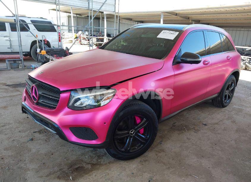 Photo 2 of 2018 Mercedes-benz Glc 300 (VIN WDC0G4JB9JV048422)