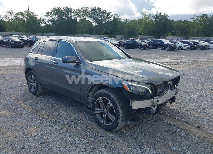 2017 Mercedes-benz Glc 300 (VIN WDC0G4JBXHF136903) main photo